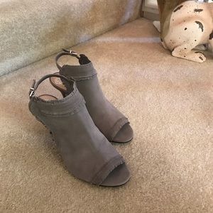 Vince Camuto Fringed Sandals. 
Size 7.5 M 3” heels